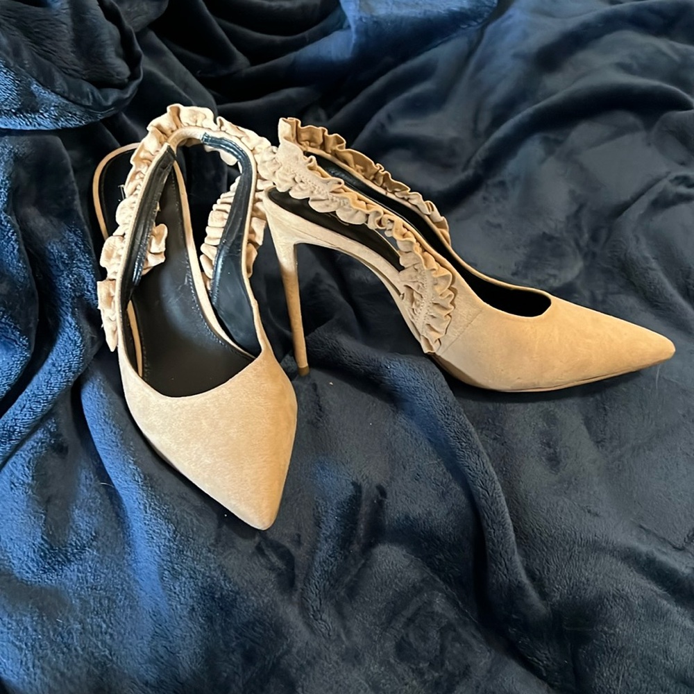 New York & Company Ruffled Slingback Heels